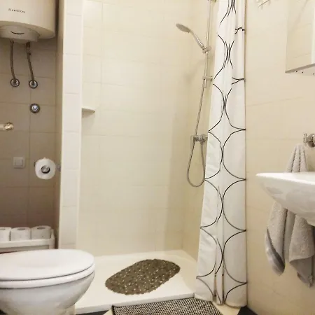 Rosa Apartment